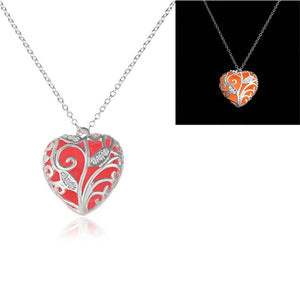 New Glow In The Dark necklace Chocker Hollow Heart Locket Glowing Stone Pendant Stainless Steel Chain Necklace For Women