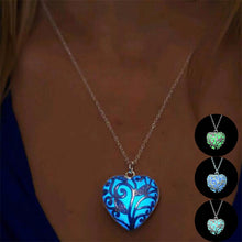 Load image into Gallery viewer, Heart Shape Hollow Pendant Glowing in the Dark Necklace For Women Crystal Luminous Necklace Jewelry Wholesale Christmas Gifts

