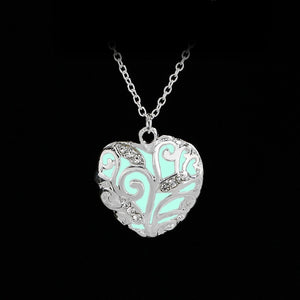 Glow in the Dark necklace woman Luminous Magical Fairy crystal necklace Pendant Fluorescent Jewelry Girl Blue green purper Light